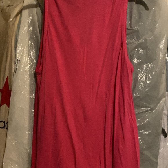 Splendid Barbie Pink/Hot Pink Sleeveless Top - Picture 3 of 3